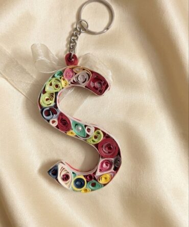S Shaped Quilled Keychain