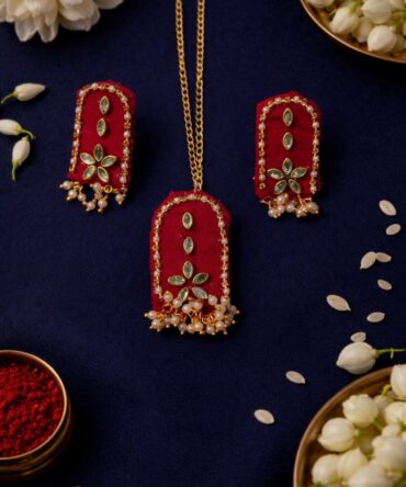 The Empress Red Pendant & Studs