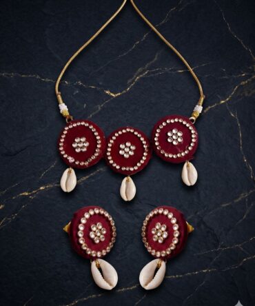 Beads With Kodi Pendant Set